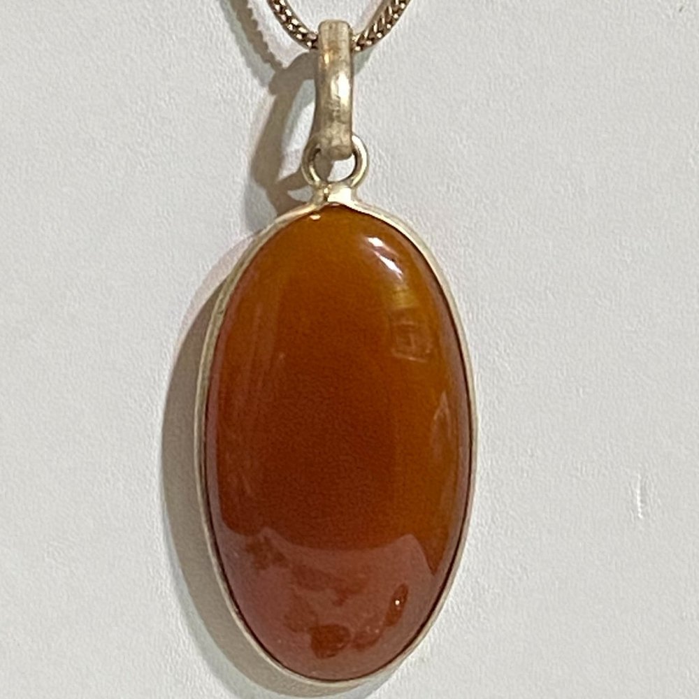 Handmade Natural Brownish Agate Gem Stone Pendant Necklace.